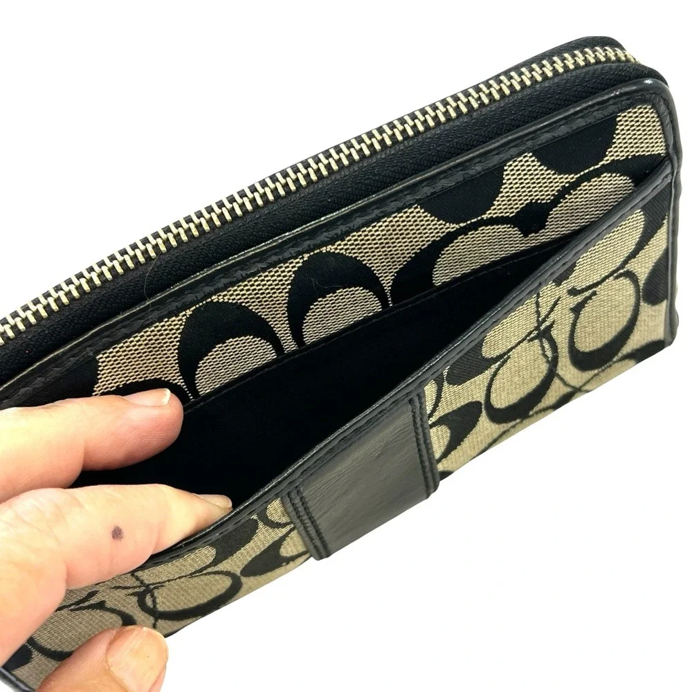 Vtg Coach Zip Around Accordion Wallet Black Signature Canvas Leather Buckle 8x4